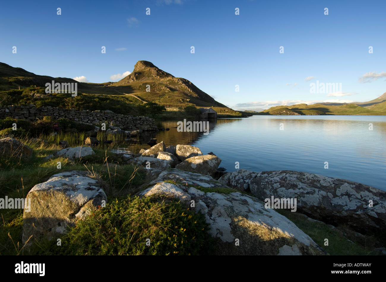 Cregennen Llynnau lacs Bryn Brith gwynedd Snowdonia National Park au nord du Pays de Galles crépuscule soir Banque D'Images