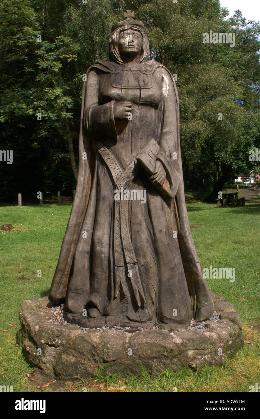 Elanor de Provence la sculpture sur bois à Tintern Banque D'Images