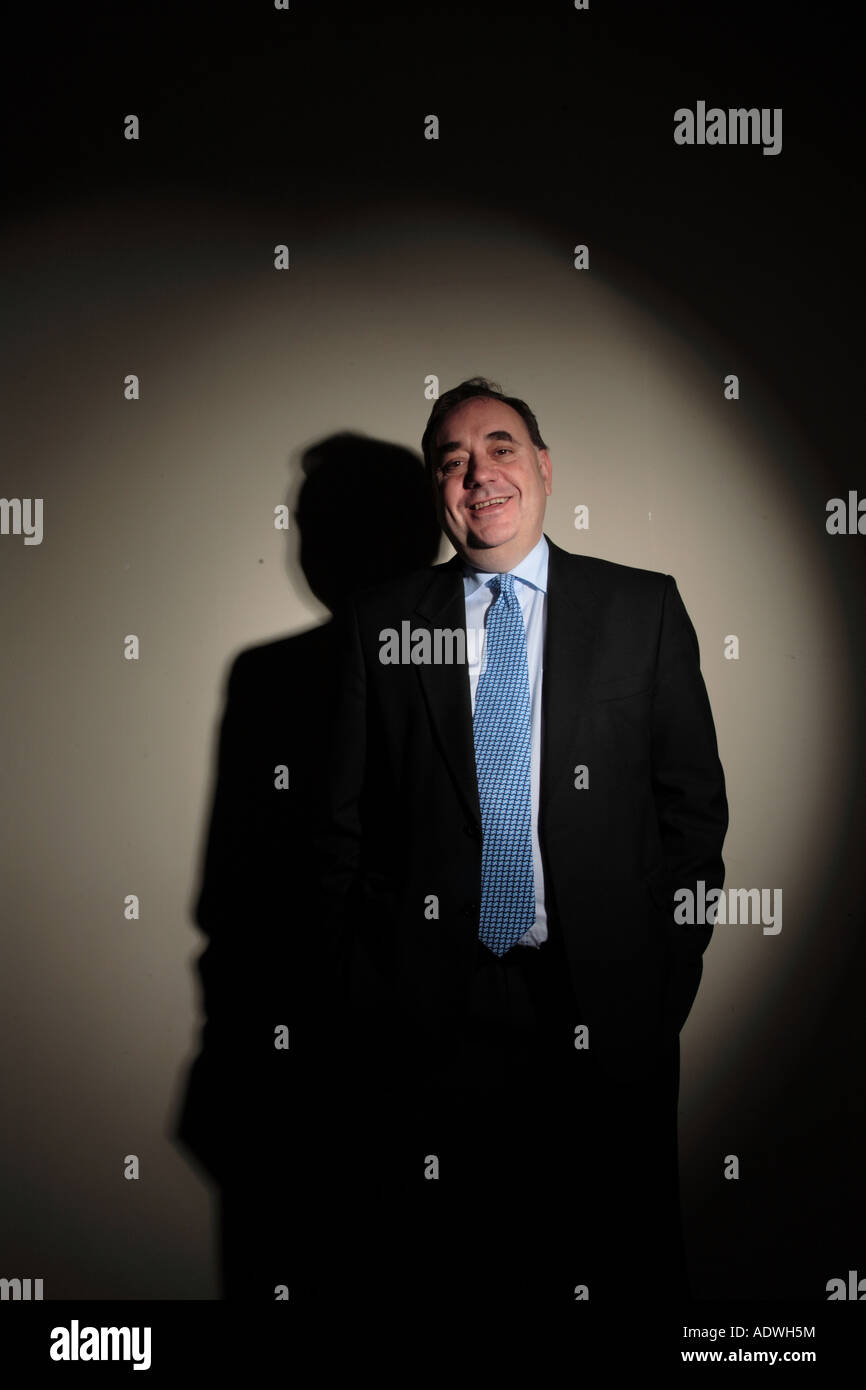 Alex Salmond, chef du Parti National Écossais photographiée au SNP Siège en janvier 2007 Banque D'Images