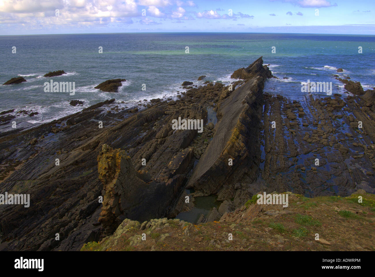 Des rochers près de Hartland Point dans le Devon Banque D'Images