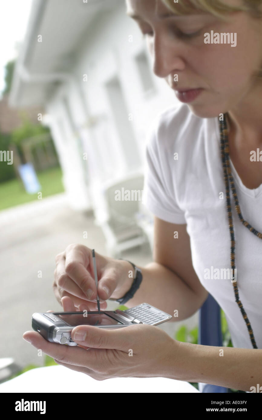 Femme avec poche Banque D'Images