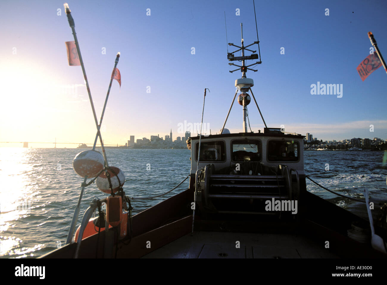 La Californie, San Francisco Bay, le hareng en bateau tôt le matin Banque D'Images