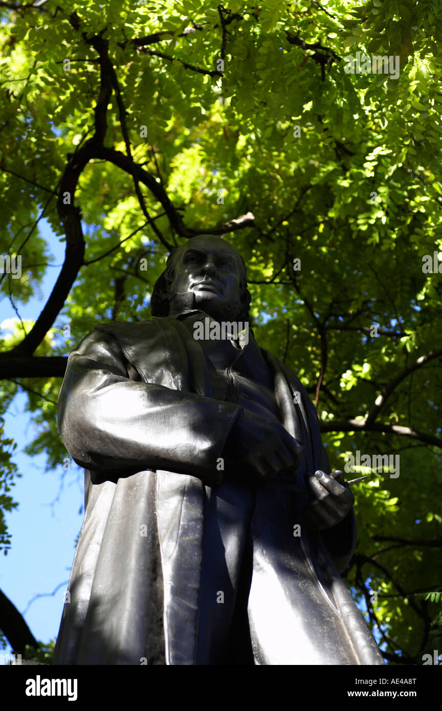 Statue d'Isambard Kingdom Brunel Embankment Londres Banque D'Images