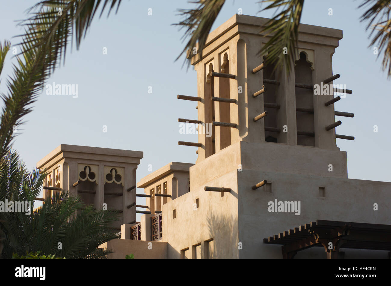 Tours à vent, Madinat Jumeirah Hotel, Dubai, Émirats arabes unis, Moyen Orient Banque D'Images