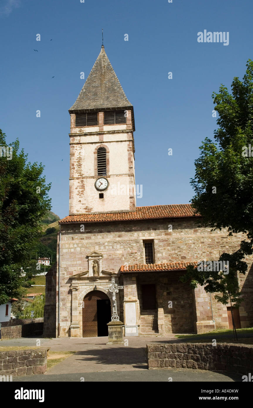 Ancienne église de St Etienne de Baigorry, Pays Basque, Pyrénées