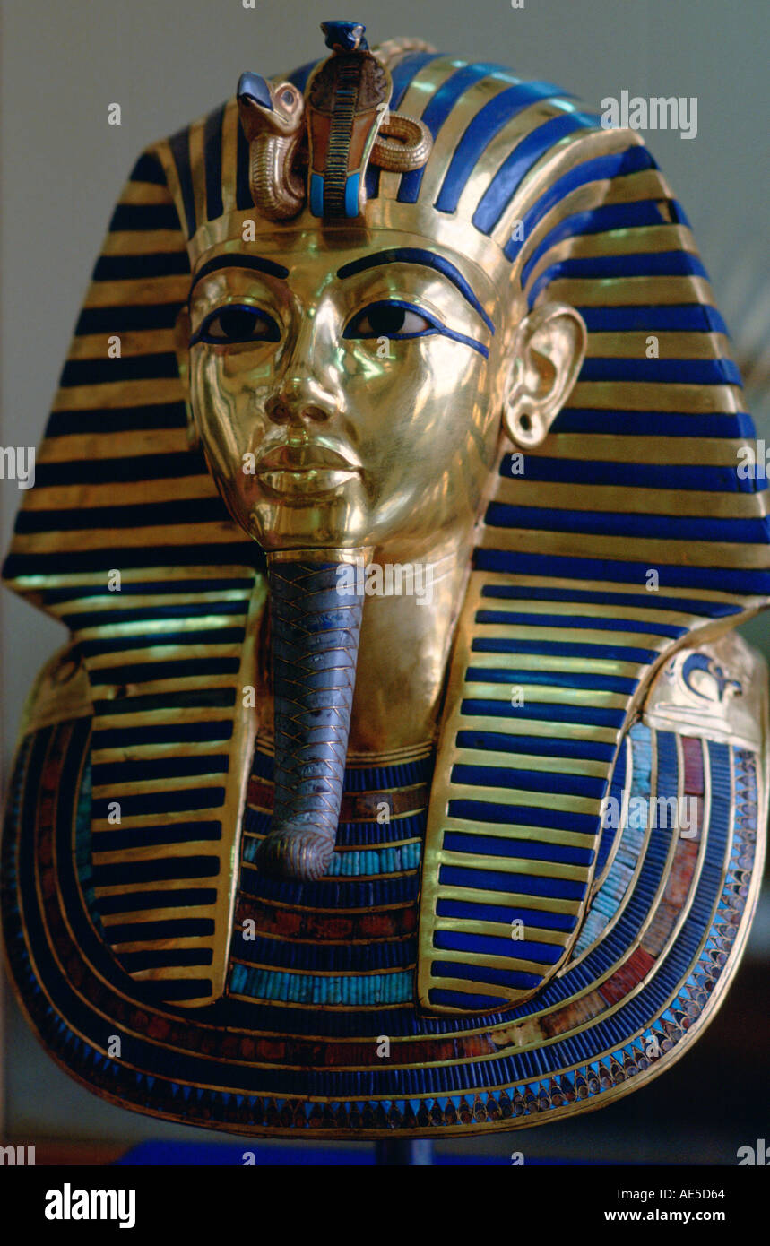 Masque du roi Toutânkhamon affiche dans le Musée du Caire Egypte 