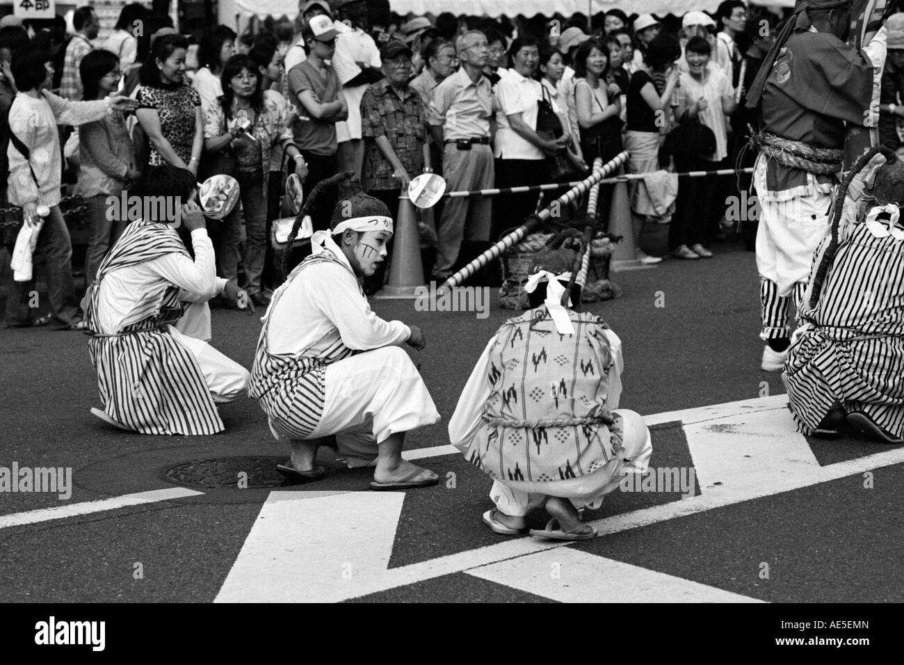 Danseurs aux visages peints à l'EISA 2007 festival à Shinjuku Banque D'Images