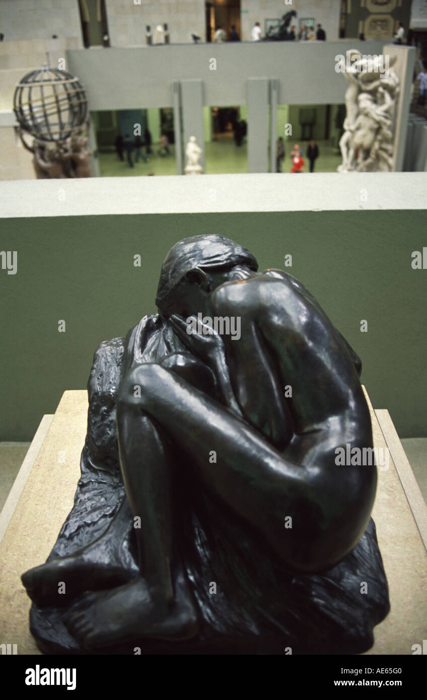 Une sculpture dans la grande galerie du Musée Dorsay, Paris célèbre pour s collection de Belle rusty nail Art. Banque D'Images