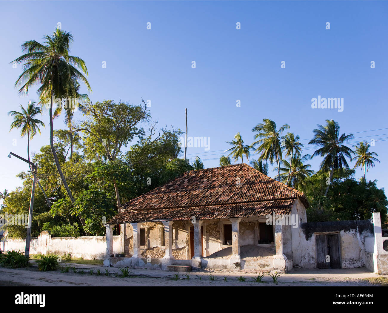 Villas coloniales en ruine sur l'île d'Ibo partie de l'archipel des Quirimbas, au Mozambique Banque D'Images