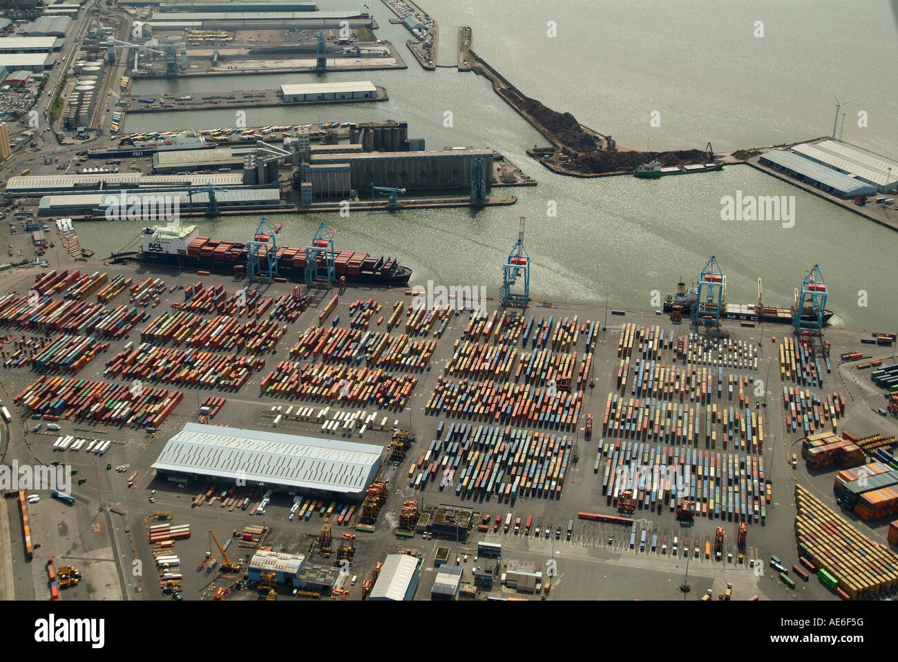 Docks de Liverpool, Merseyside, Bootle, Nord Ouest de l'Angleterre, vue aérienne, été 2007 Banque D'Images