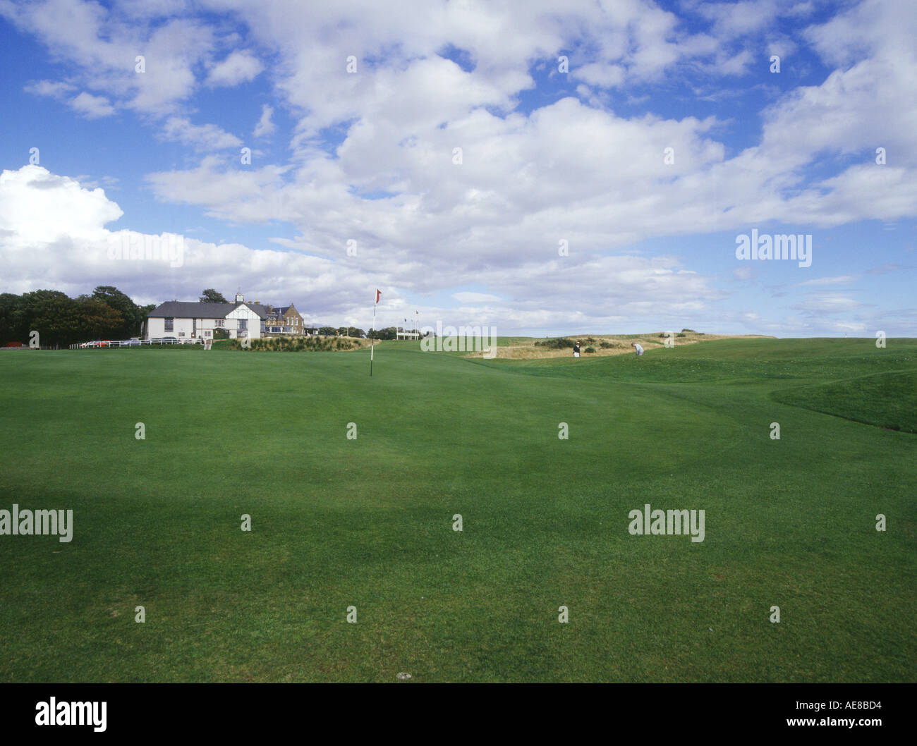 dh DORNOCH SUTHERLAND Scottish célèbre parcours de golf Dornoch Royal Links et club House uk Scotland Banque D'Images