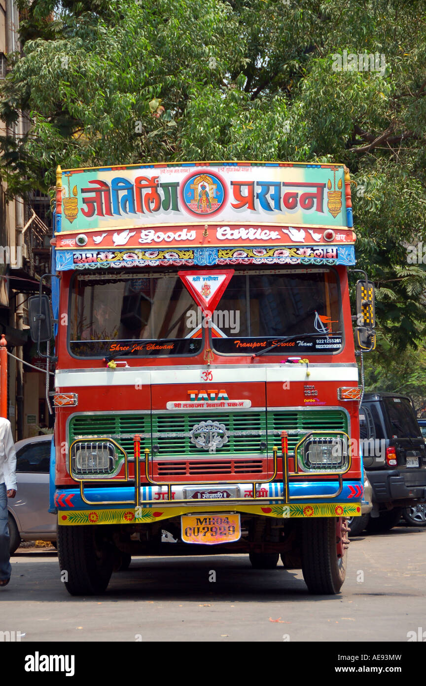 Camion de marchandises peint en Inde Banque D'Images