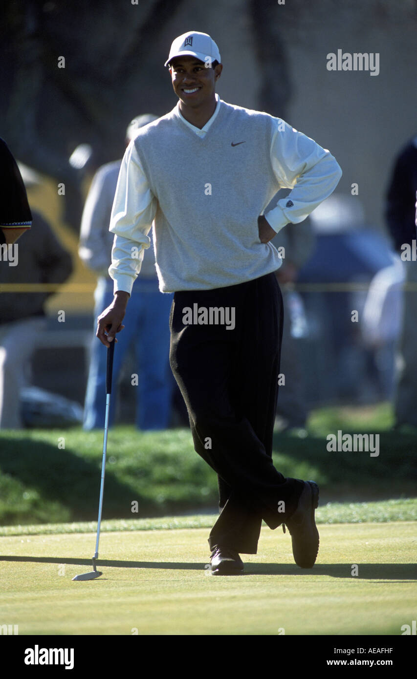Tiger Woods est en compétition dans le tournoi de golf de la Californie. Banque D'Images