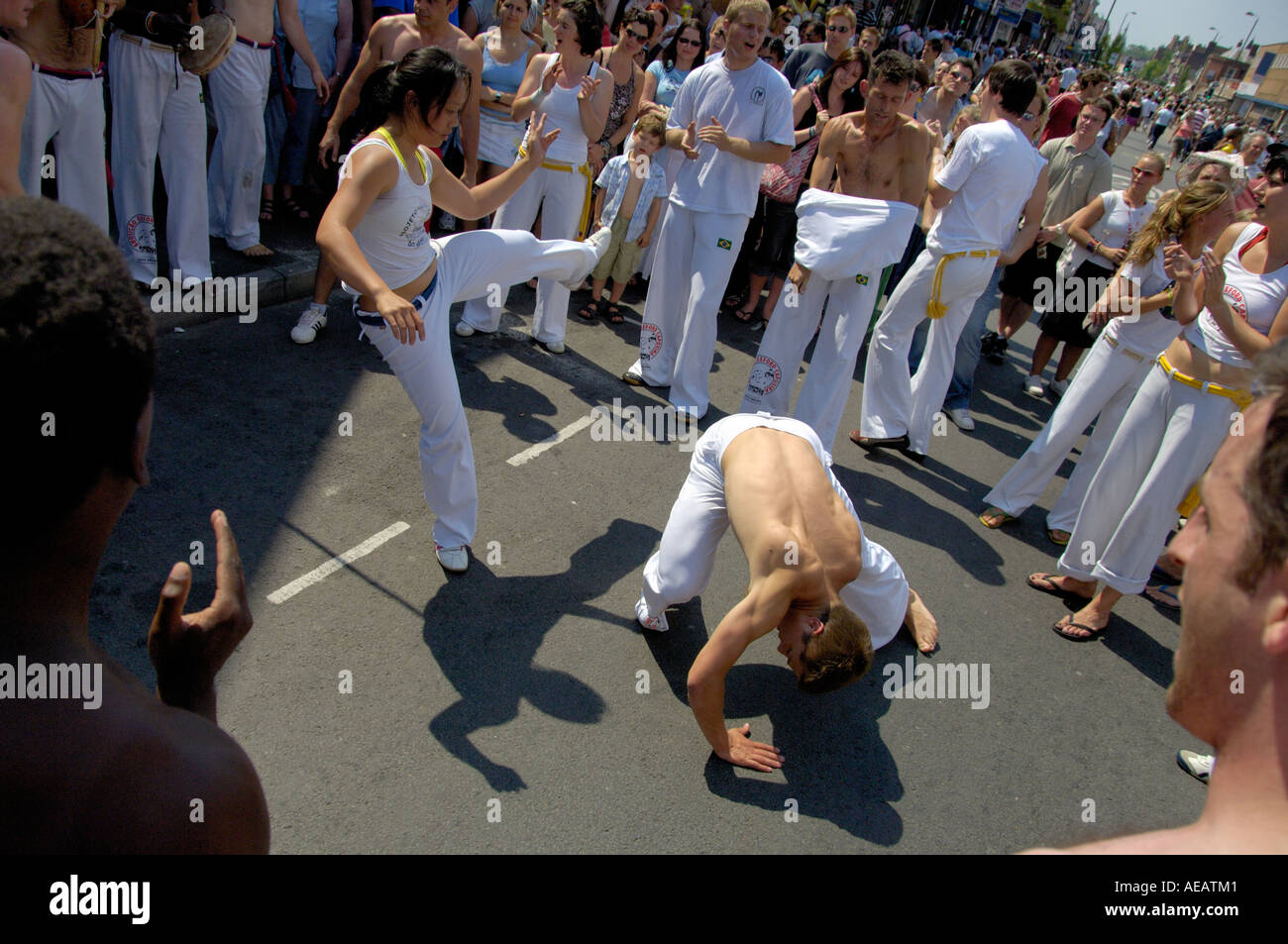 Démonstration de Capoeira Danse Arts martiaux brésiliens Banque D'Images