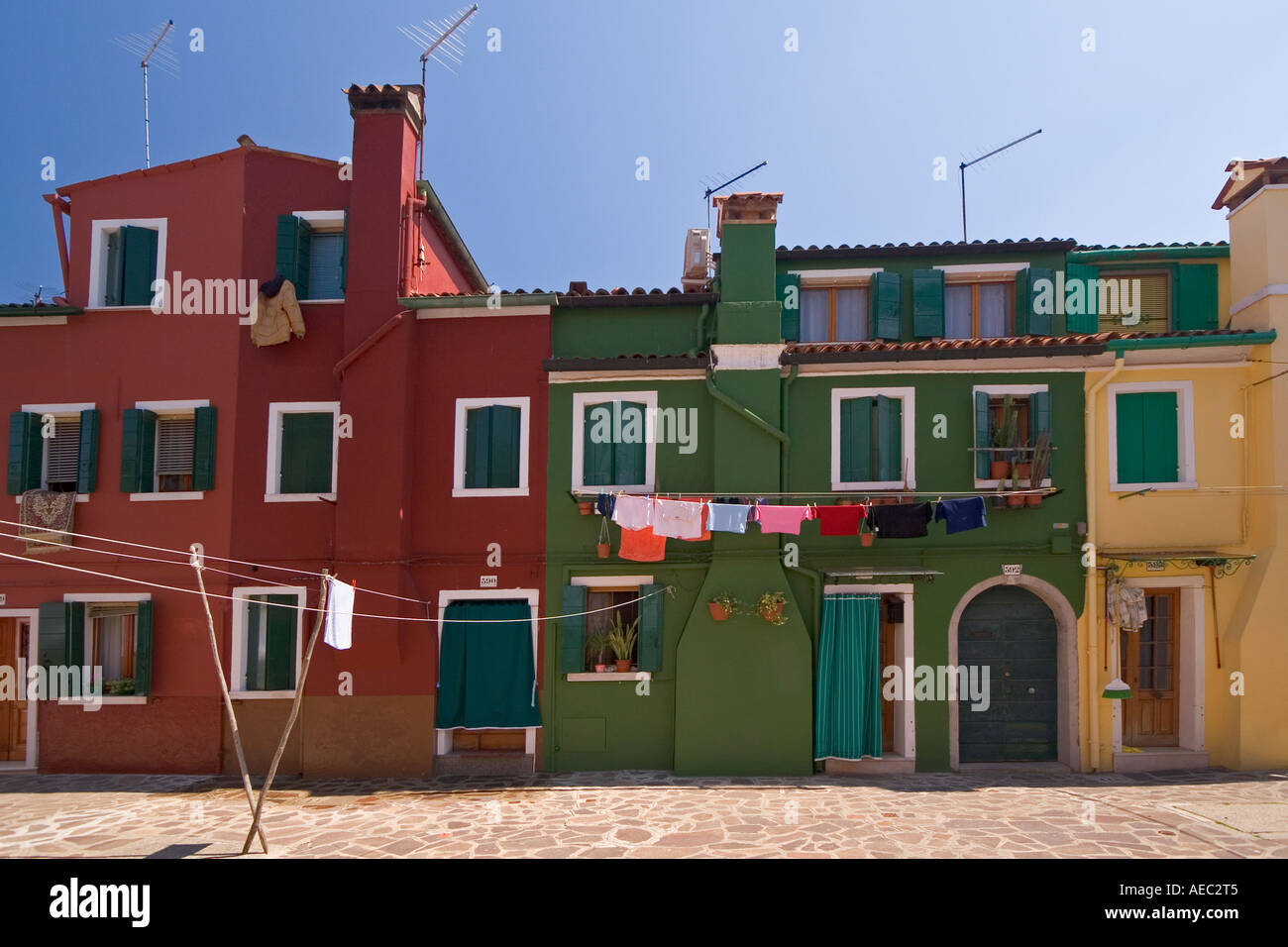 Maisons de pêcheurs dans l'île de Burano (Venetia-Italy). Maisons de pêcheurs sur l'île de Burano (Vénétie-Italie). Banque D'Images