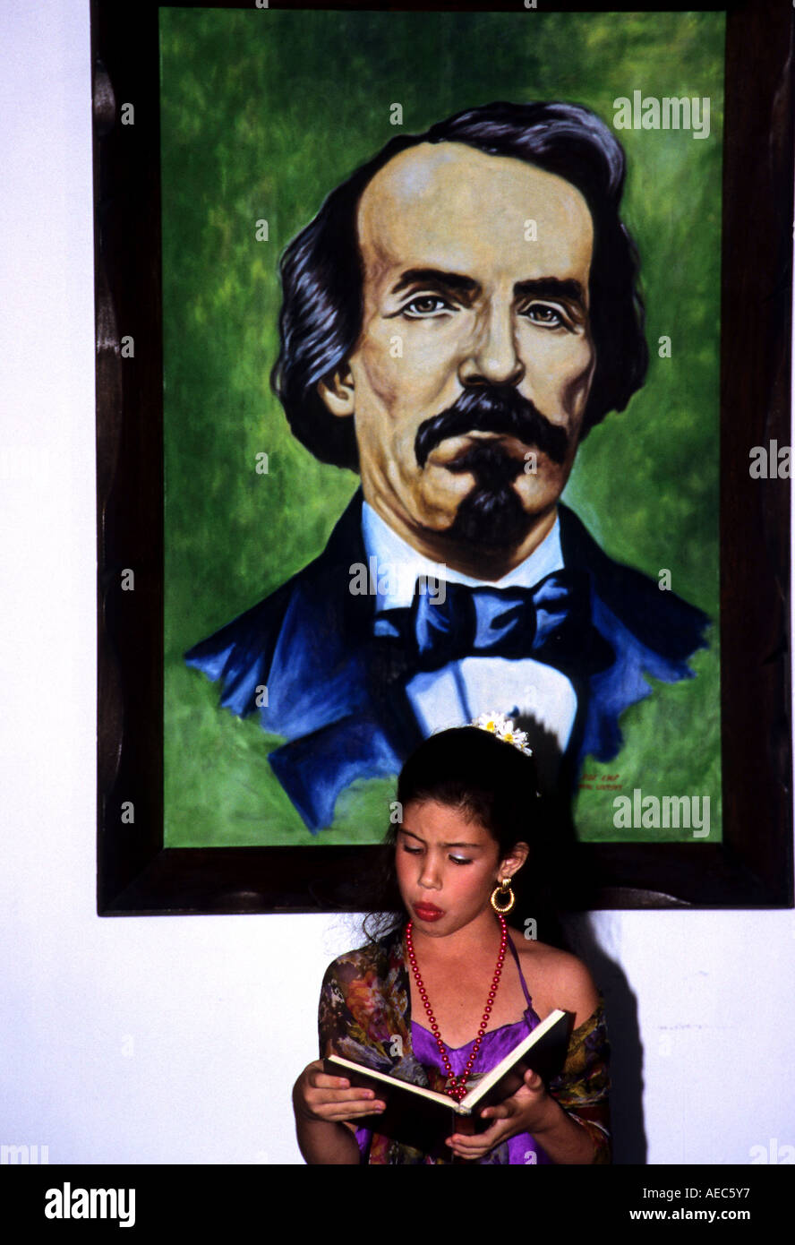 Cuba La Havane Ville Homme Femme gens Jose Marti La Havane Cuba Centre cubain historique vieille ville historique Banque D'Images