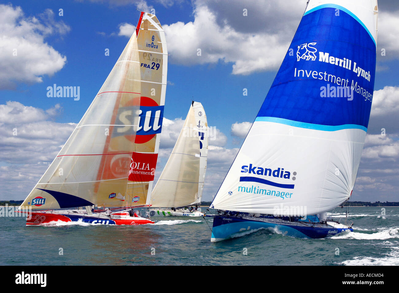 Ouvrir 60 Yachts Fastnet Race commencer la semaine de Cowes Ile de Wight Angleterre UK Banque D'Images