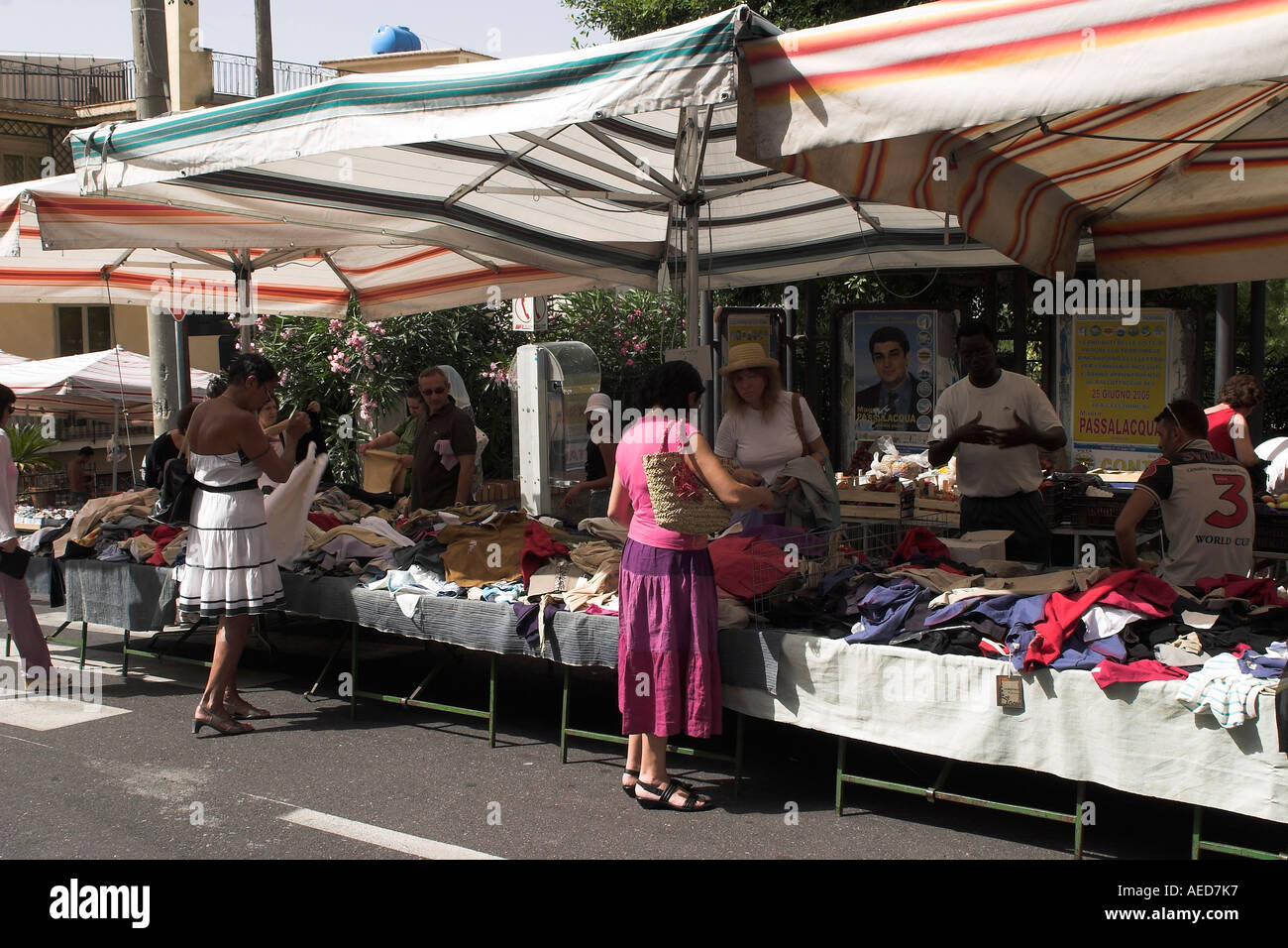 Jour de marché Taormina Banque D'Images