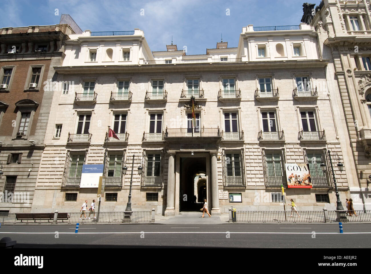 Real Academia de Bellas Artes de San Fernando sur la Calle de Alcalá Madrid Espagne Banque D'Images