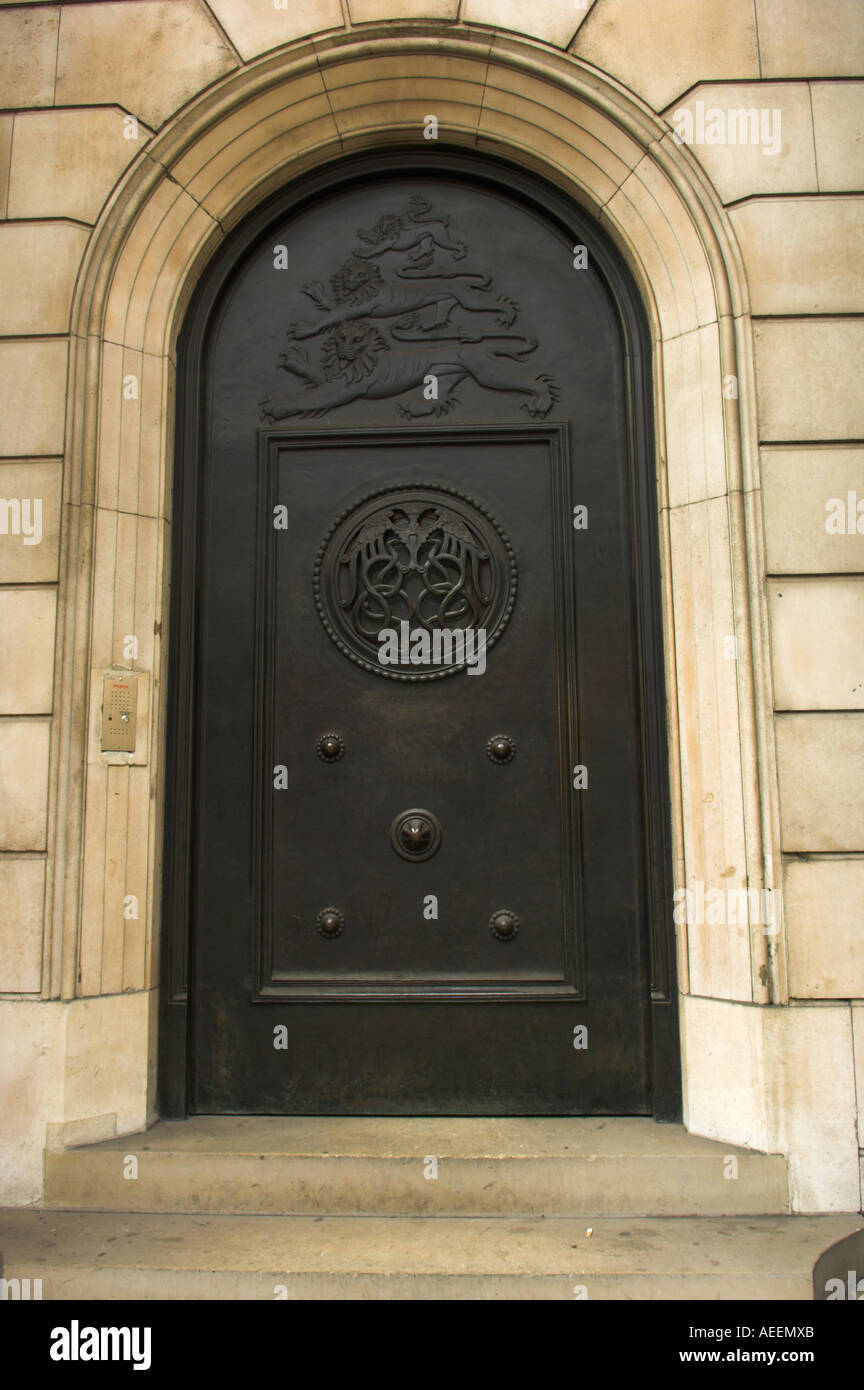 Porte à côté de l'entrée principale la banque d'Angleterre Threadneedle Street London EC2 UK Banque D'Images