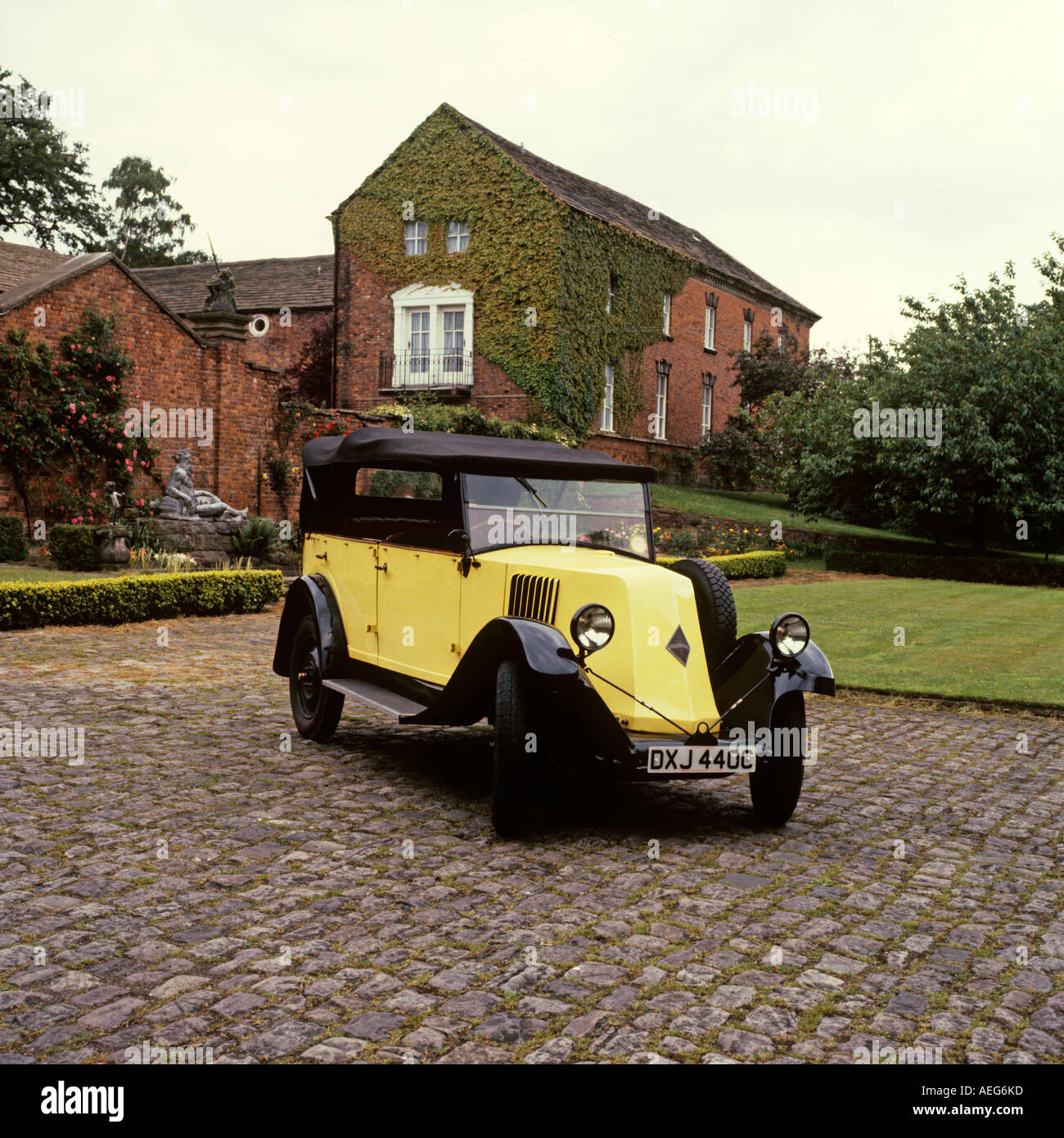 Automobiles Renault 1926 Tourer Banque D'Images