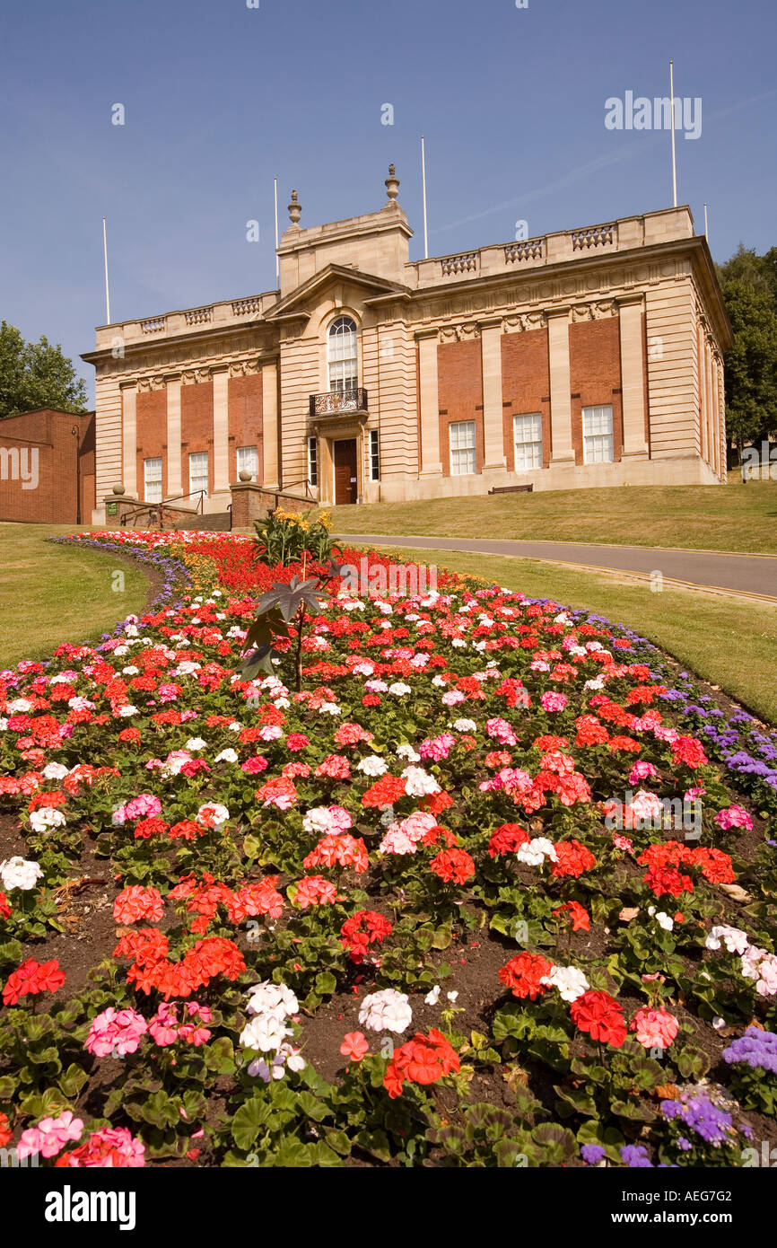 Lincoln Lincolnshire Jardin literie florale Temple affichage à l'Huissier Art Gallery Banque D'Images