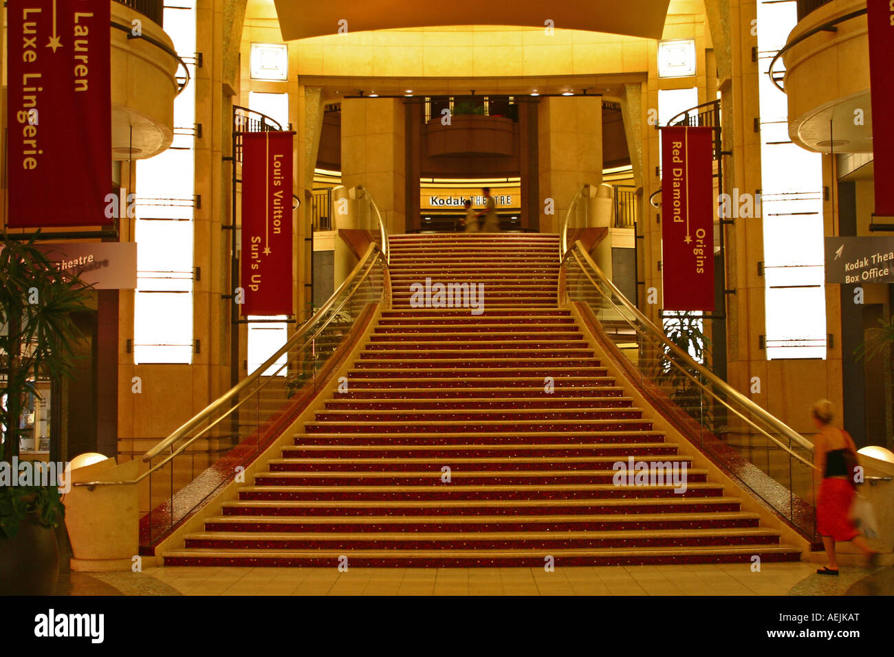 Le Kodak Theatre à l'intérieur de Hollywood Highland&, la première maison permanente de l'Academy Awards, Los Angeles California United Stat Banque D'Images