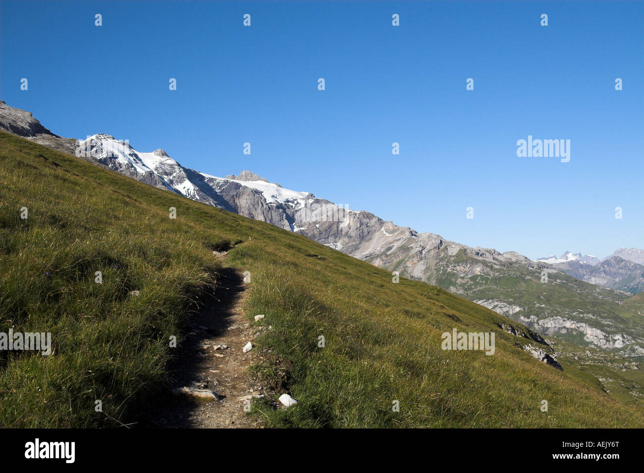 Chemin de montagne Gemsfairenstock, canton de Glaris, Suisse Banque D'Images