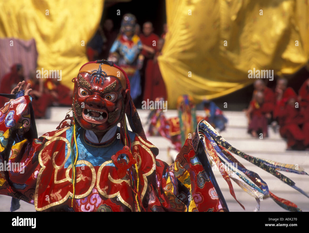 BOUDDHISME danse lama pour célébrer le losar, le nouvel an tibétain, Lasa, Tibet Banque D'Images