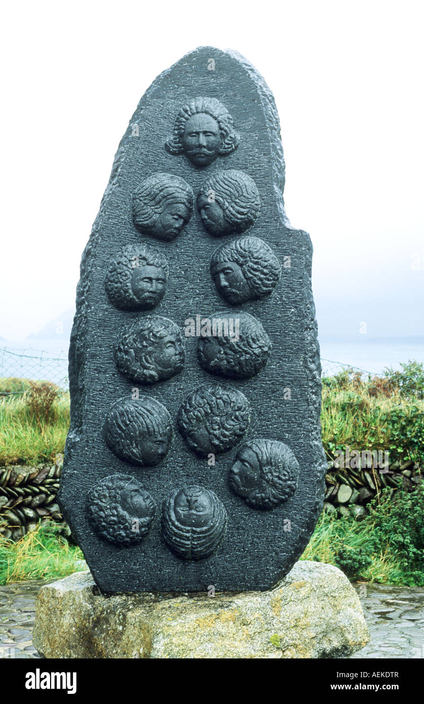 Un mémorial à l'Oir dun Irlandais et des soldats espagnols massacrés en 1580 par l'anglais dans le comté de Kerry péninsule de Dingle Eire Irlande Banque D'Images