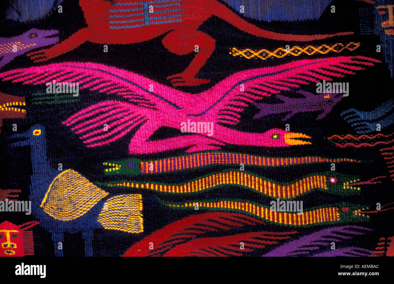 Détail de lainages tissés bolivien ouvragée comme vendu dans la région de La Paz Sucre et Potosi Bolivie Tarabuco Amérique du Sud Banque D'Images