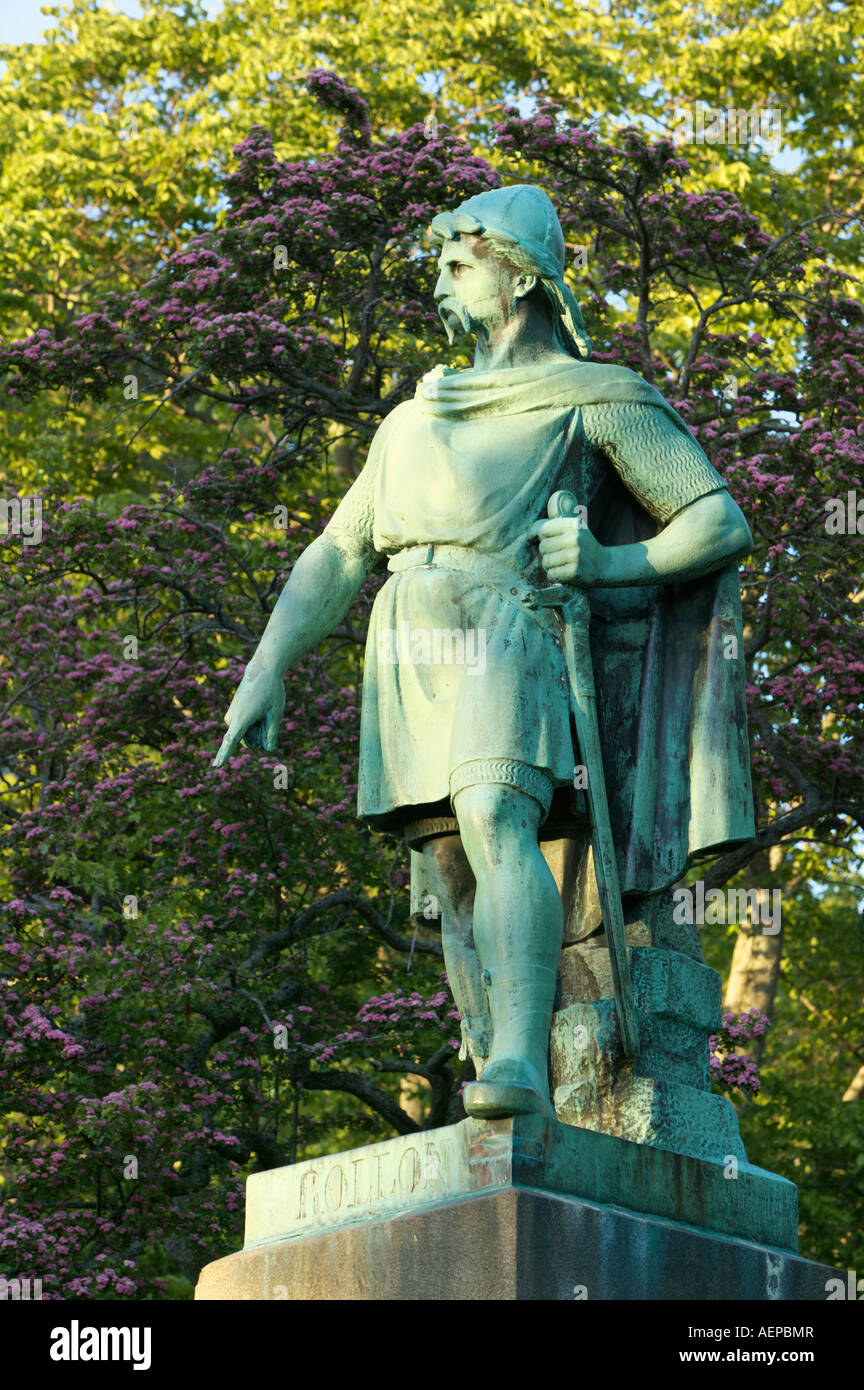 Statue de Rollon dans le parc de la ville Alesund More og Romsdal Norvège Banque D'Images