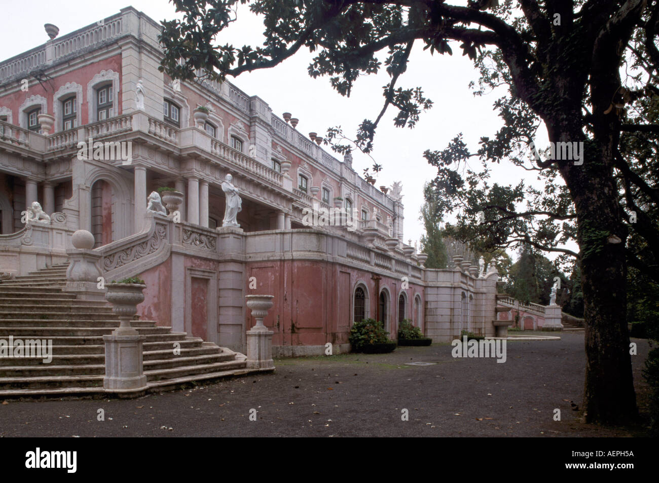 Queluz, Palacio Nacional, Ketschengasse Löwentreppe, Palast mit Banque D'Images