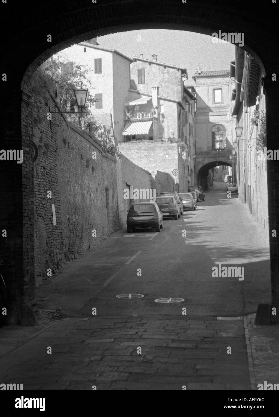 Vue caractéristique de rue Site du patrimoine mondial de l'Sienne Toscane Toscana Italie Italia Europe Centrale Banque D'Images Vue caractéristique de rue Site du patrimoine mondial de l'Sienne Toscane Toscana Italie Italia Europe Centrale Banque D'Images