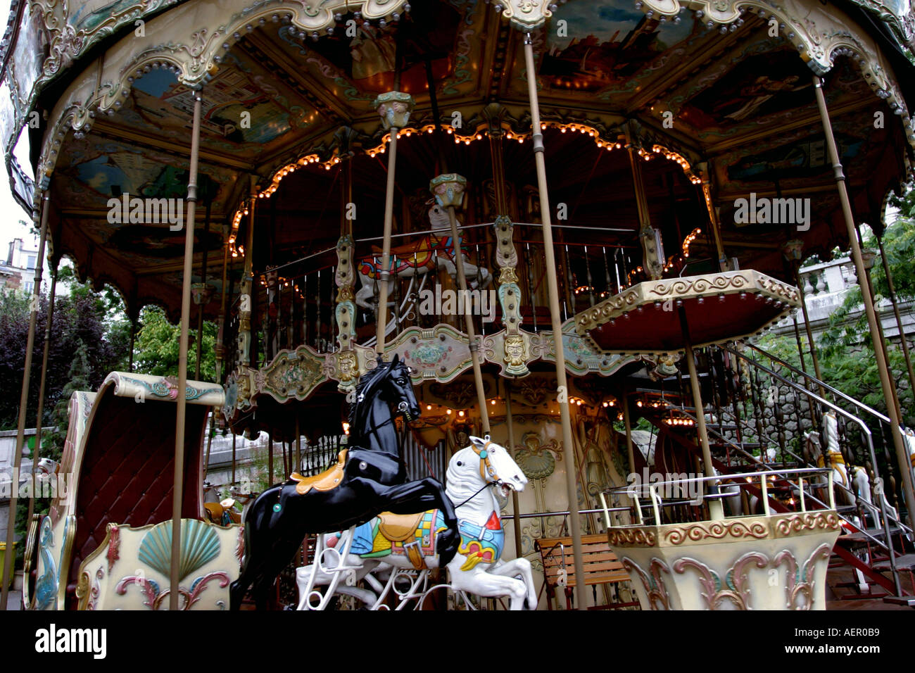 Vieux bois carrousel à Montmartre Paris France Banque D'Images