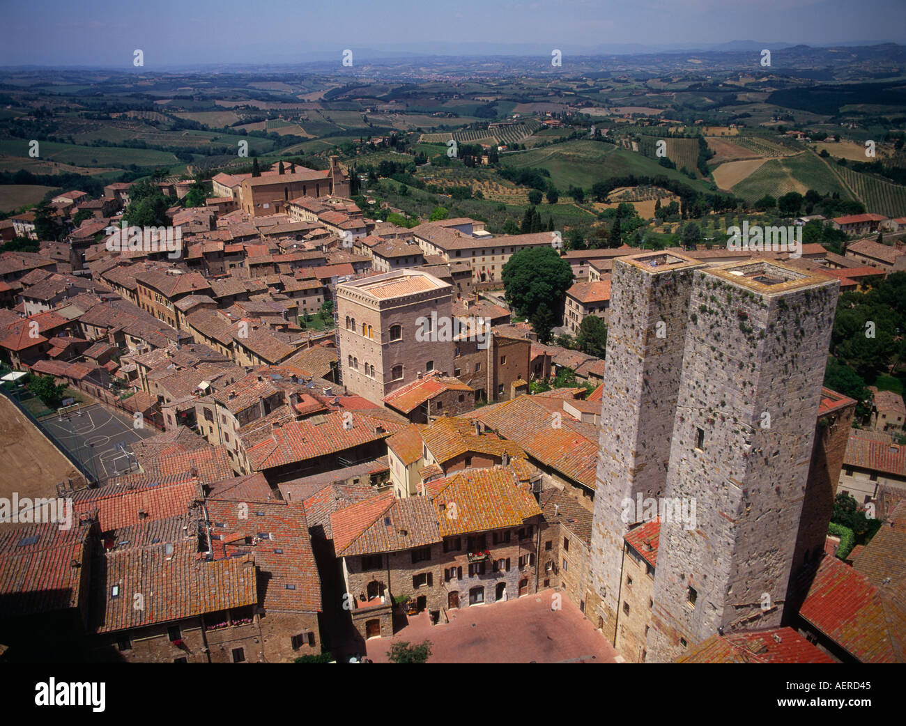 San Gimignano est une belle ville de TOURS riche en histoire situé dans la campagne toscane U N E S C O Monde Patrimoine Architectural Banque D'Images