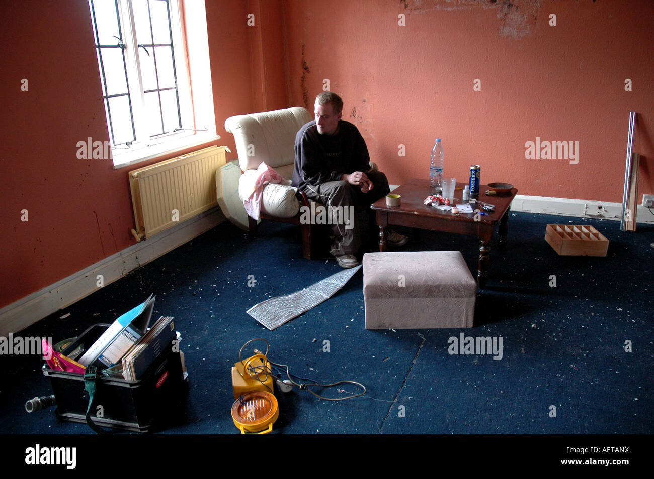 Vivant dans une pub abandonné squatté dans le sud de Londres Banque D'Images Vivant dans une pub abandonné squatté dans le sud de Londres Banque D'Images