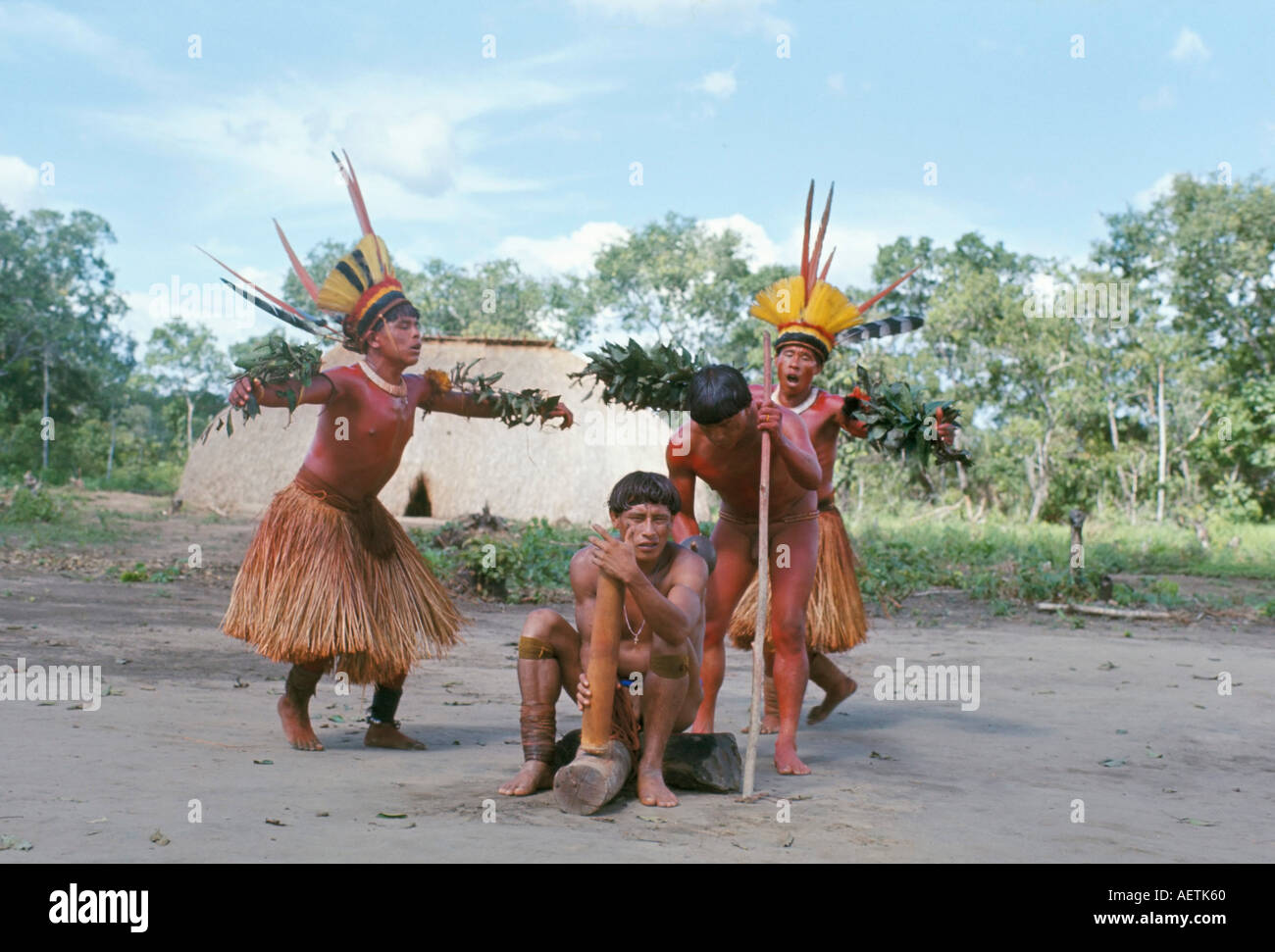 Kamayura poissons Indiens Xingu danse Brésil Amérique du Sud Banque D'Images