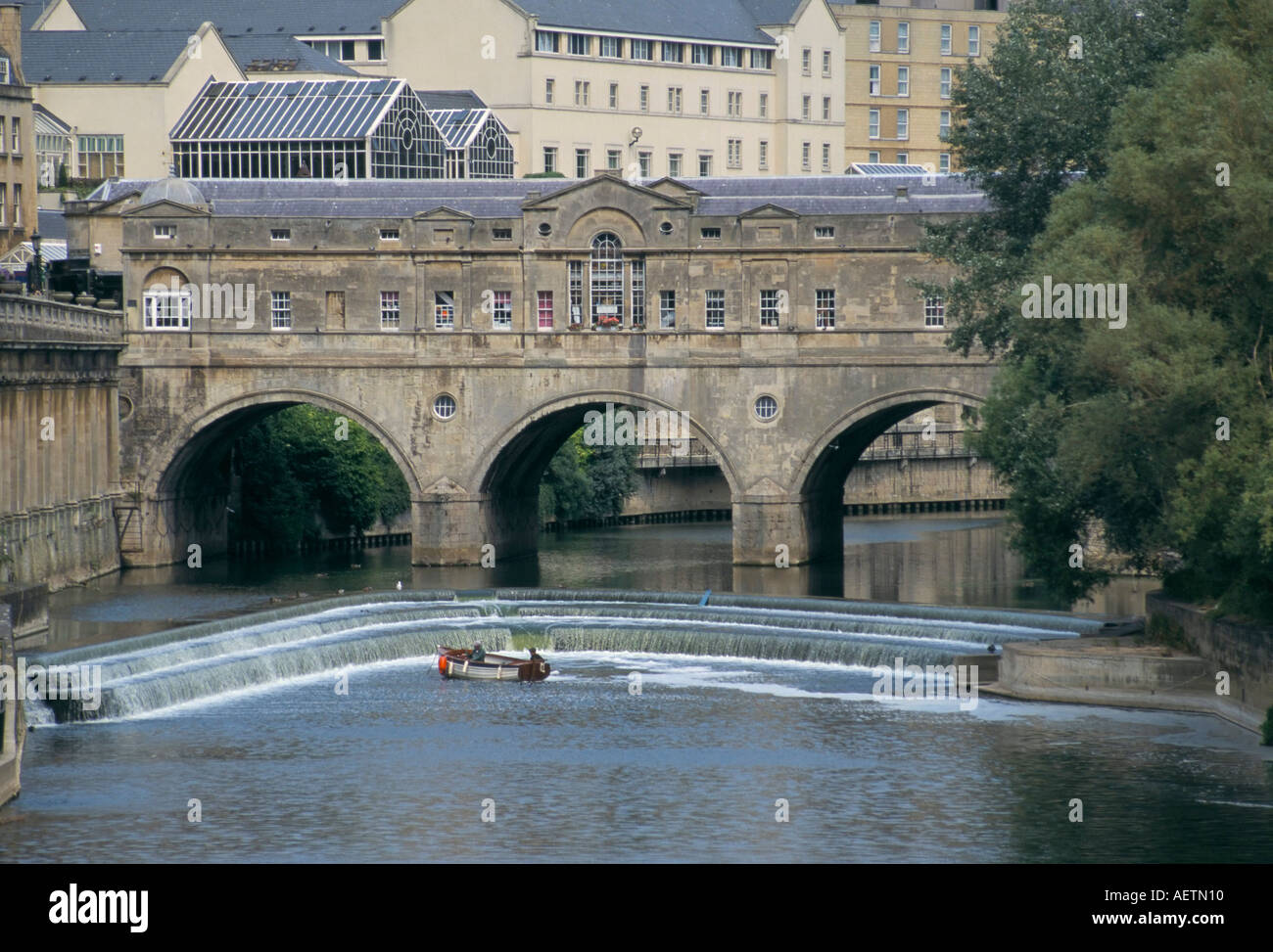 Pulteney Bridge et Rivière Avon Baignoire Site du patrimoine mondial de l'Avon Angleterre U K l'Europe Banque D'Images