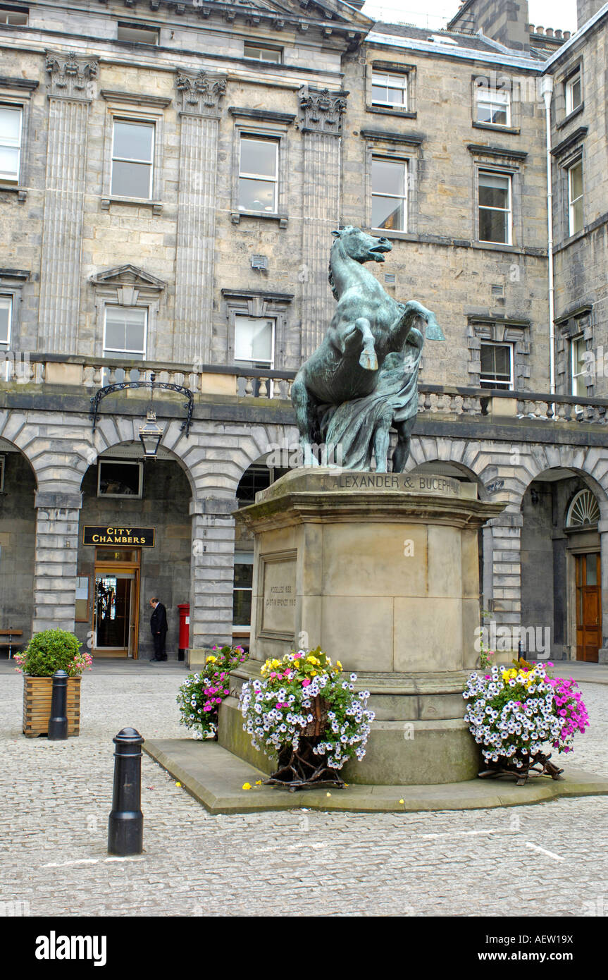 Royal Mile Edinburgh City Chambers Banque D'Images