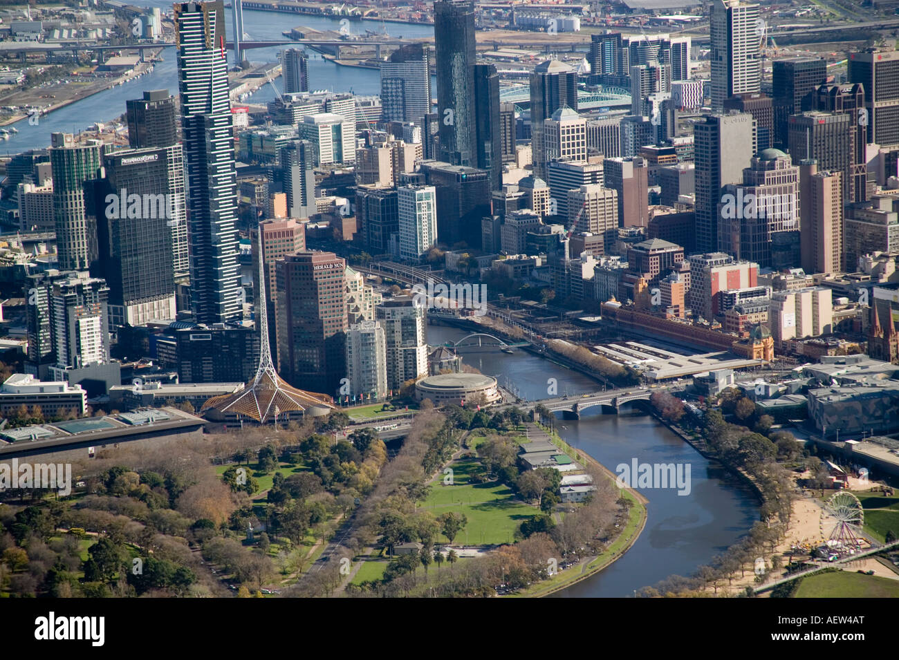 Vue aérienne du CBD de Melbourne, lieu de culte, la rivière Yarra et Bayside Banque D'Images
