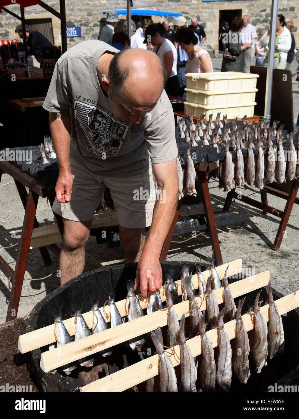 L'aiglefin cuit le poisson fumé, Smokies préservés des spécialités de fruits de mer, du nord-est de l'Ecosse, Moray, London, UK Banque D'Images