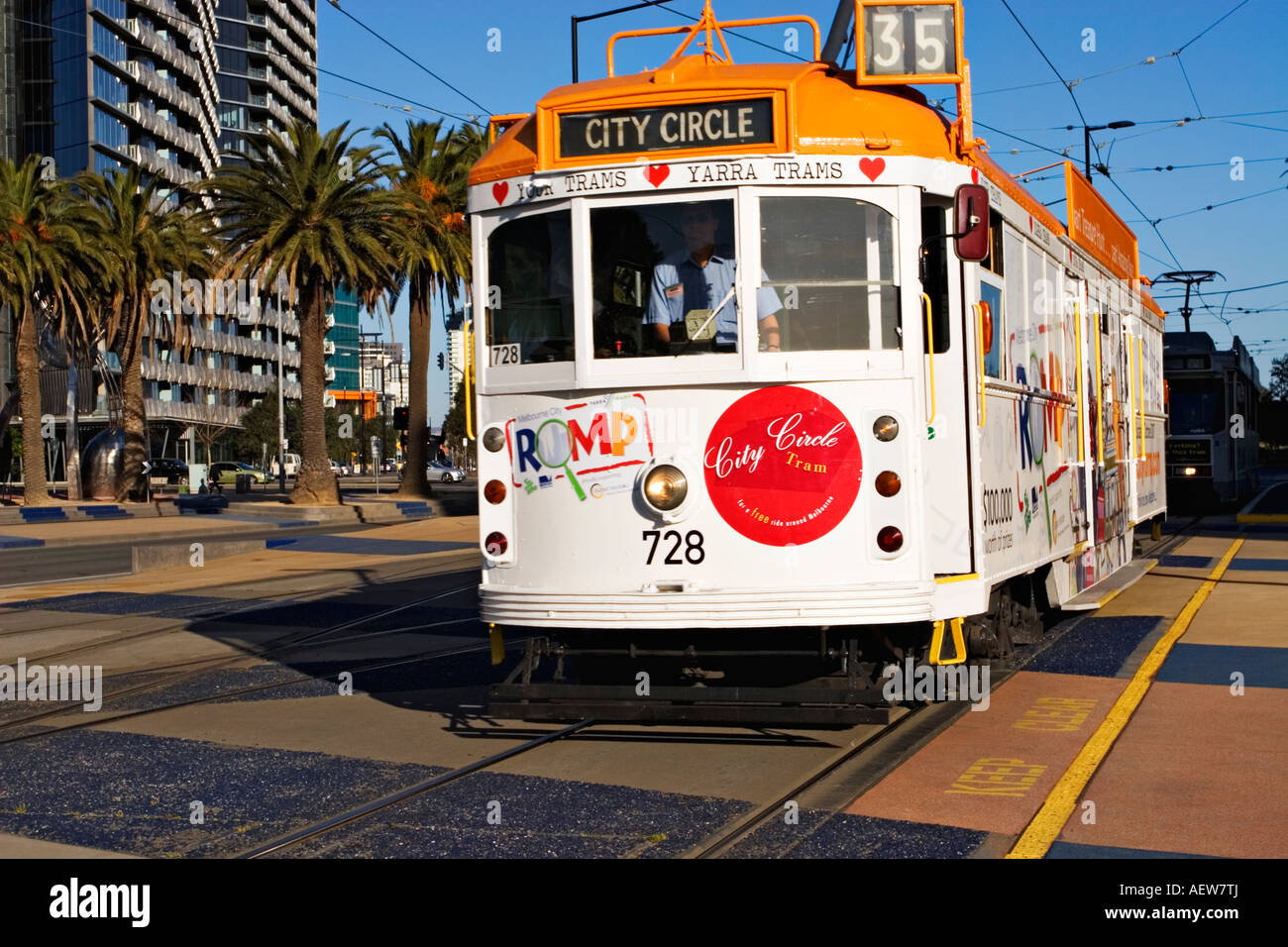 Melbourne Australie / UN Melbourne City Circle Tram dans la zone des Docklands de Melbourne à Melbourne Victoria en Australie. Banque D'Images