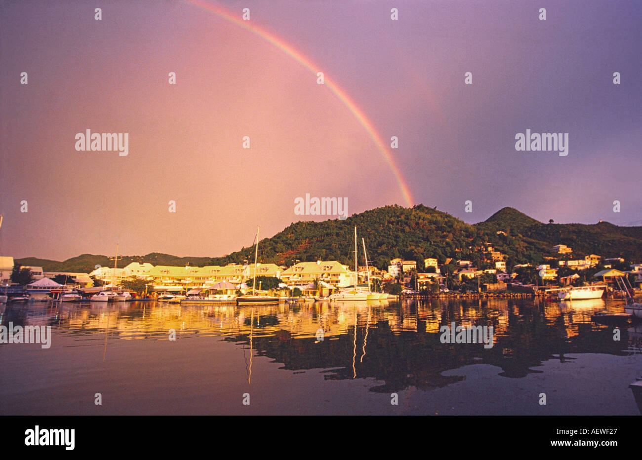 Caraïbes St Martin French West Indies Marigot rainbow Banque D'Images