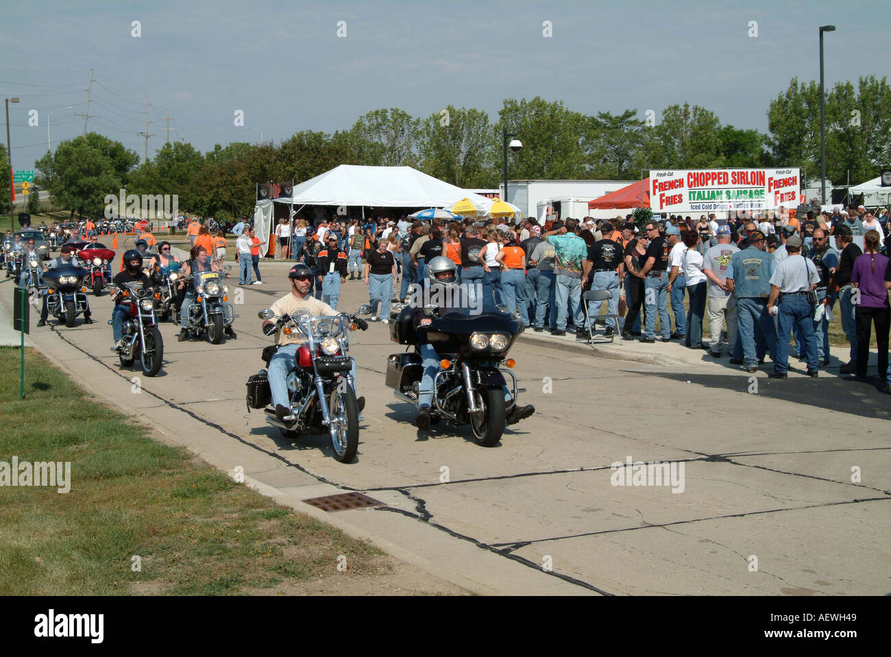 100e anniversaire de la moto harley davidson Banque de photographies et ...