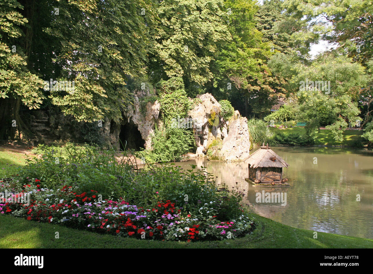 Le Jardin Vauban, Lille Nord Pas de Calais France créé en1865 par Barillet  Deschamps comme un exemple de jardin anglais Photo Stock - Alamy
