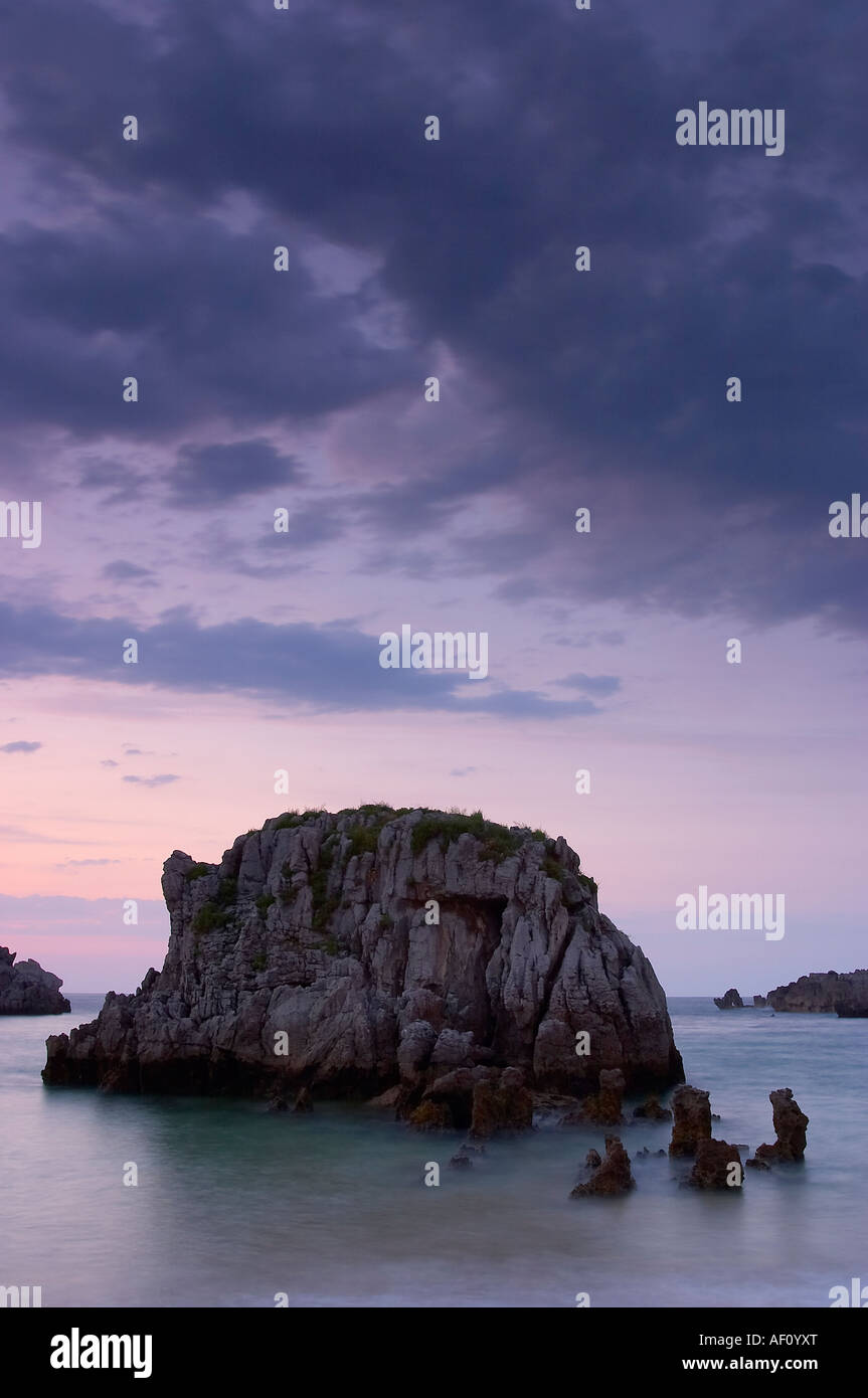 Côte au détail plage de Ris, Noja, Cantabria, Espagne Detalle Costa en la playa de Ris, Noja, Cantabria, ESPAGNE Banque D'Images