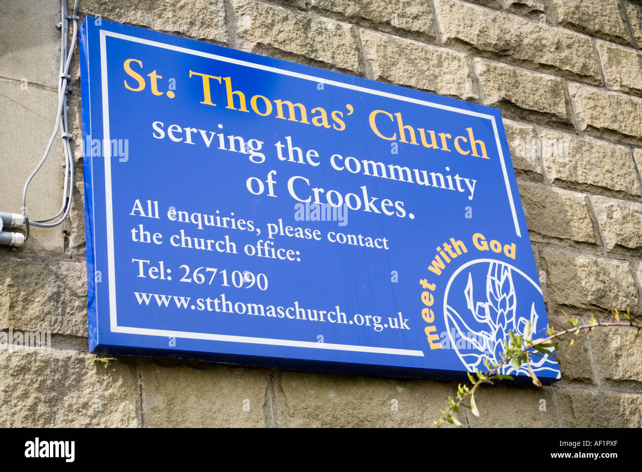 Panneau de bienvenue à l'église St Thomas dans Crookes, Sheffield, Yorkshire Banque D'Images