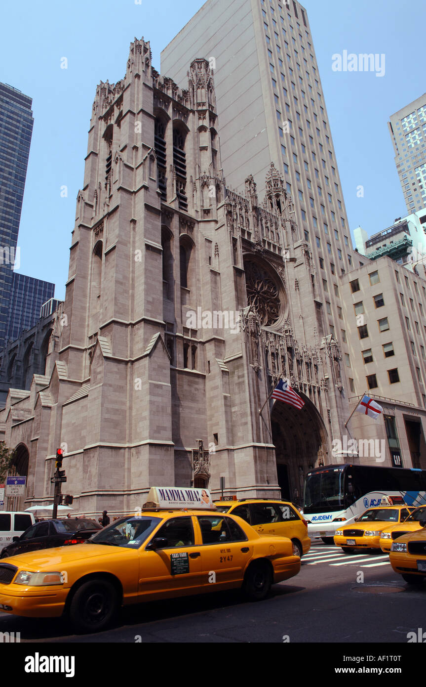 L'Église épiscopale St Thomas sur la Cinquième Avenue à New York Banque D'Images