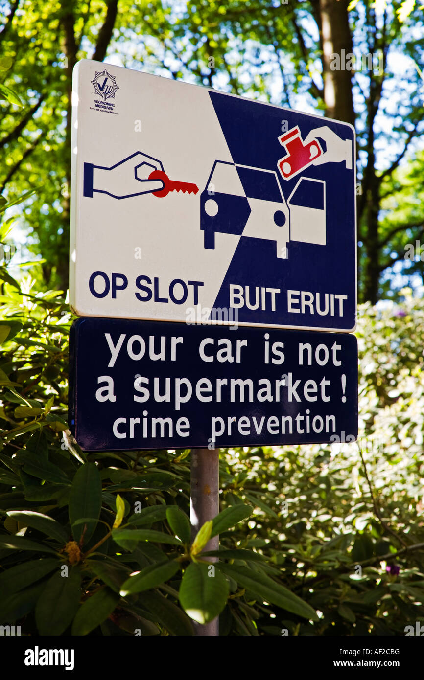Véhicule néerlandais pour la prévention du crime s'identifier parking la Hollande, les Pays-Bas Europe Banque D'Images
